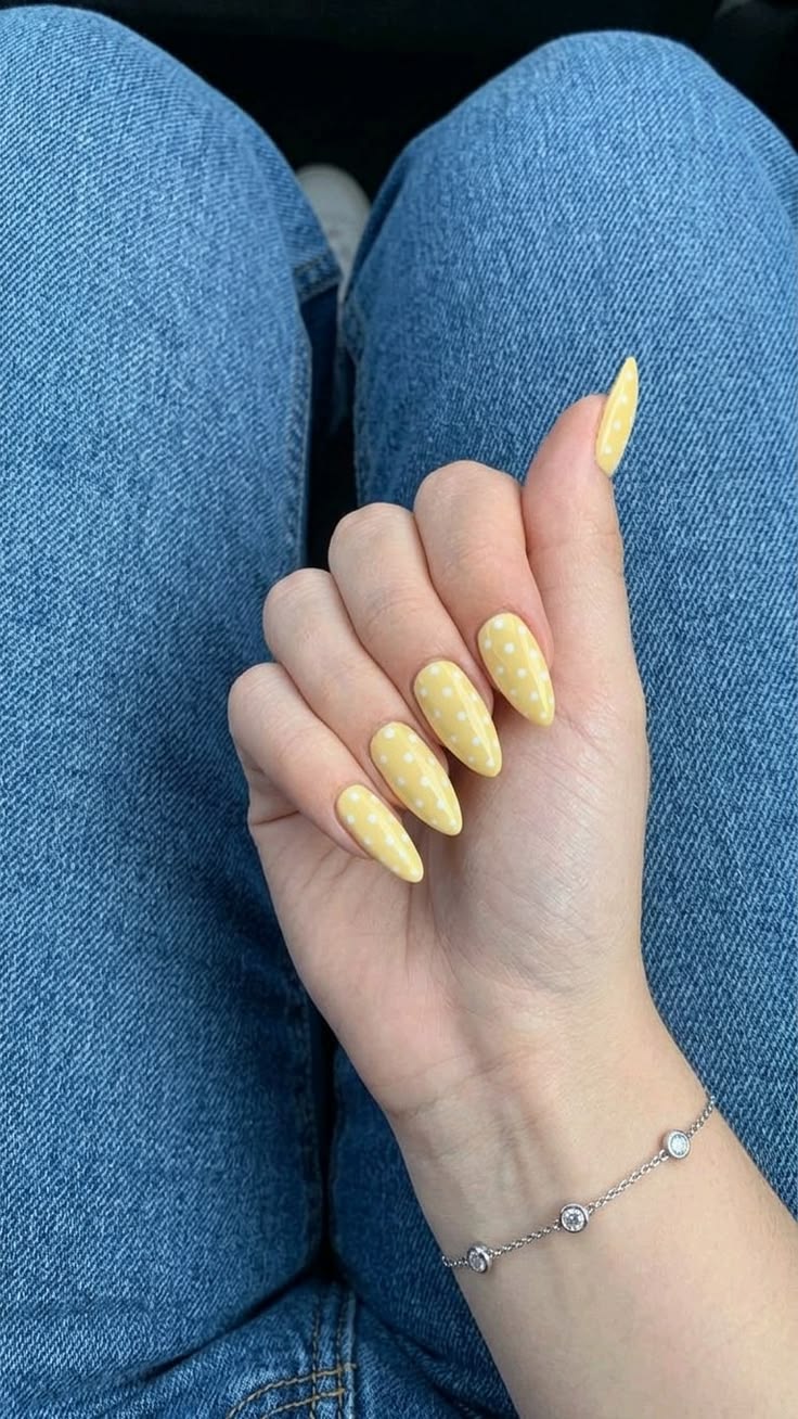 Banana Cream Dots